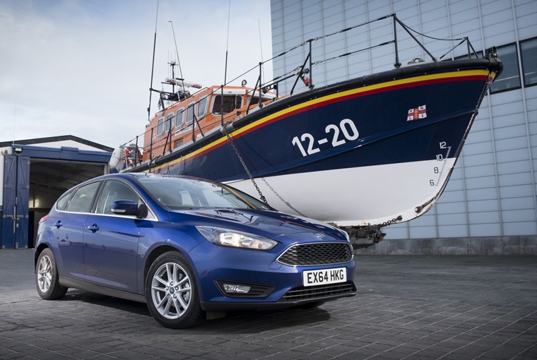 Review Ford Focus 2017 1 0 Ecoboost 125 Leasing Jl82399
