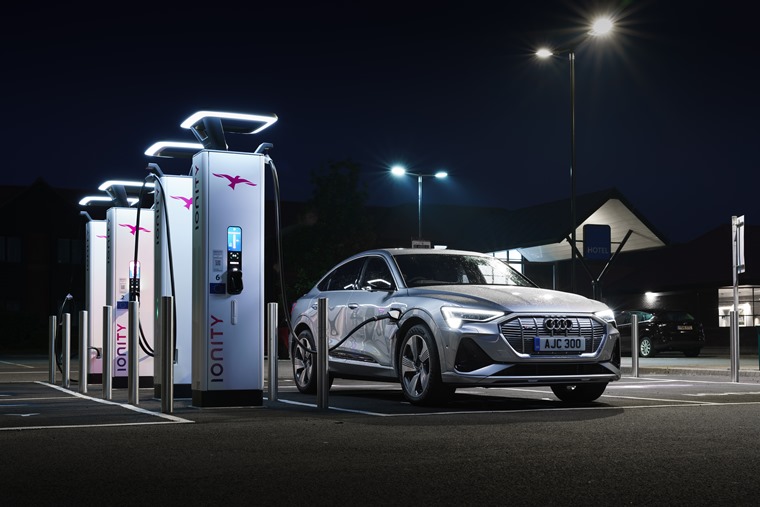 Audi e-tron Sportback 2020 charging