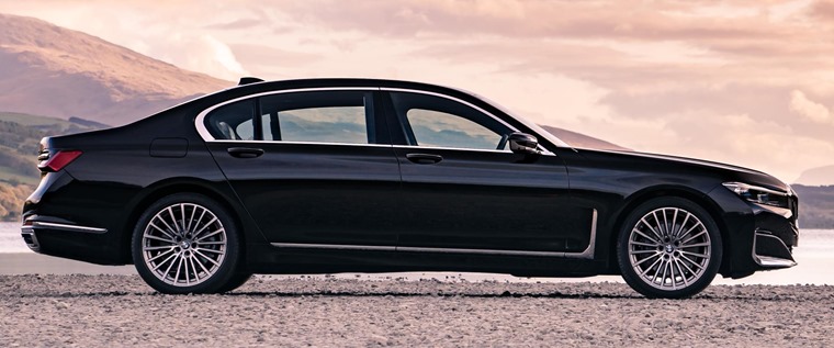 BMW 7 Series 2019 side