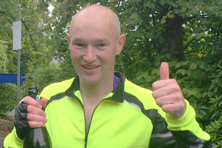Fleet Alliance man’s mega triathlon raises £12k+ for cancer charity Fleet Alliance man’s mega triathlon raises £12k+ for cancer charity