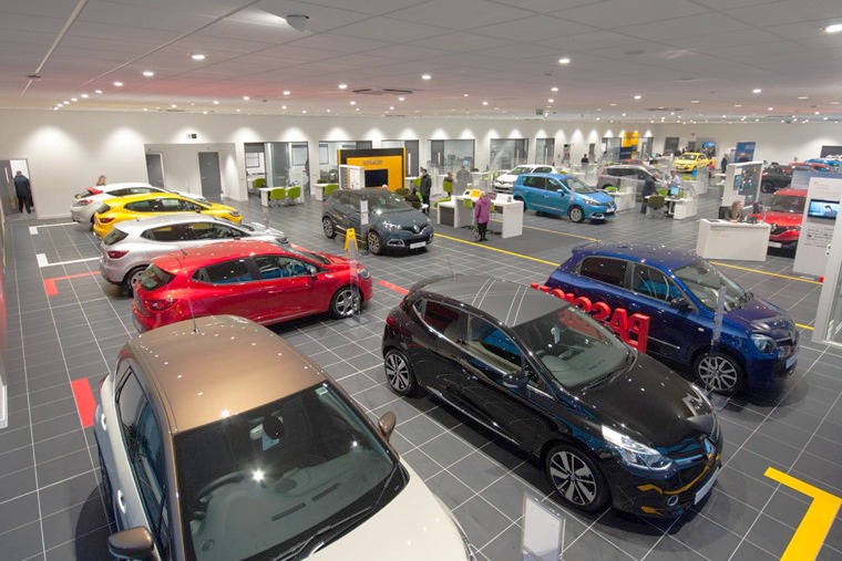 Online consumers shunning car ownership could see traditional dealerships decline by 50% by 2025 Online consumers shunning car ownership could see traditional dealerships decline by 50% by 2025