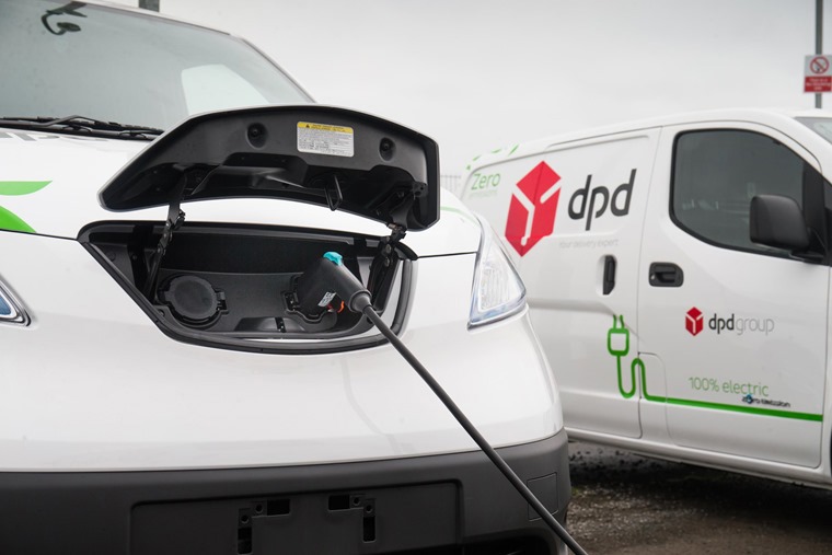 DPD take delivery of 300 Nissan e-NV200 electric vans