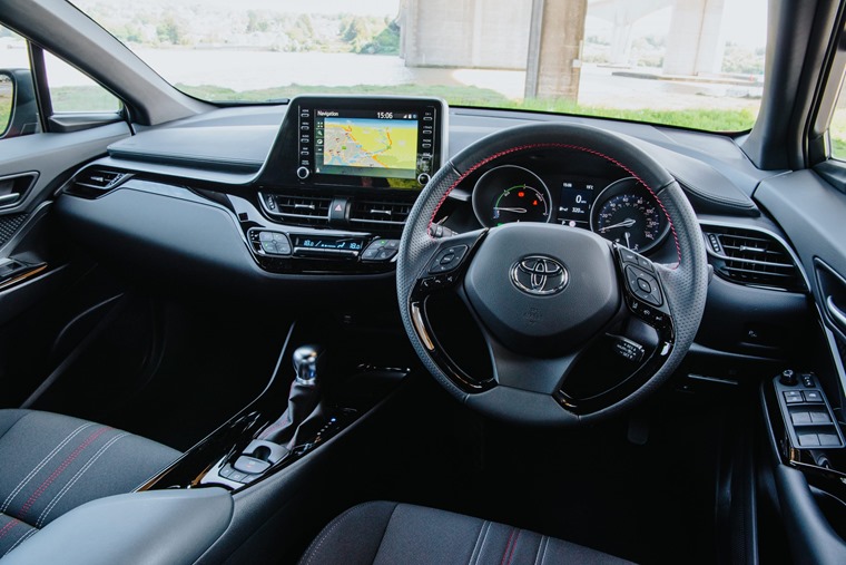 Toyota C-HR vs Yaris Cross – Which is for you?