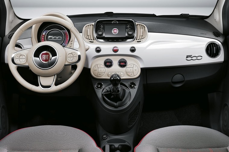 Interior Fiat 500l Pop