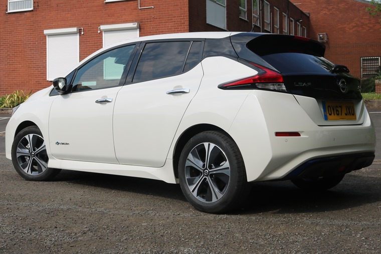 How Does The Nissan Leaf E Pedal Work Is It Any Good Leasing Com