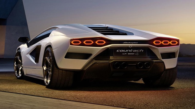 Lamborghini Countach rear 2021