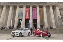 Mazda helps keep the peace in Warsaw Mazda helps keep the peace in Warsaw