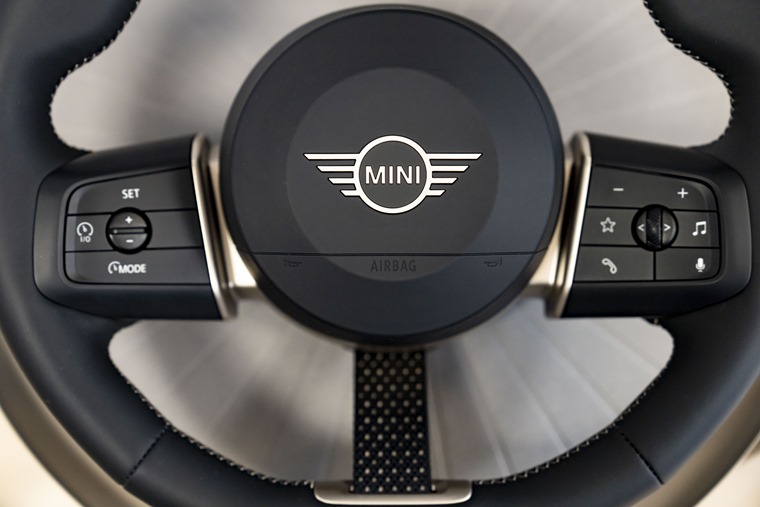 Mini steering wheel