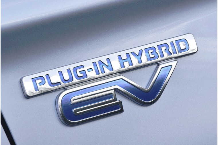 Fresh interest in EVs and Hybrids post-Dieselgate, but skills shortage could spell maintenance nightmare Fresh interest in EVs and Hybrids post-Dieselgate, but skills shortage could spell maintenance nightmare