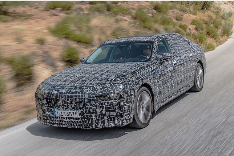 BMW i7: Electric saloon snapped undergoing testing BMW i7: Electric saloon snapped undergoing testing