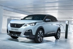 Peugeot 3008 PHEV: offers 300hp with ultra-low CO2 emissions