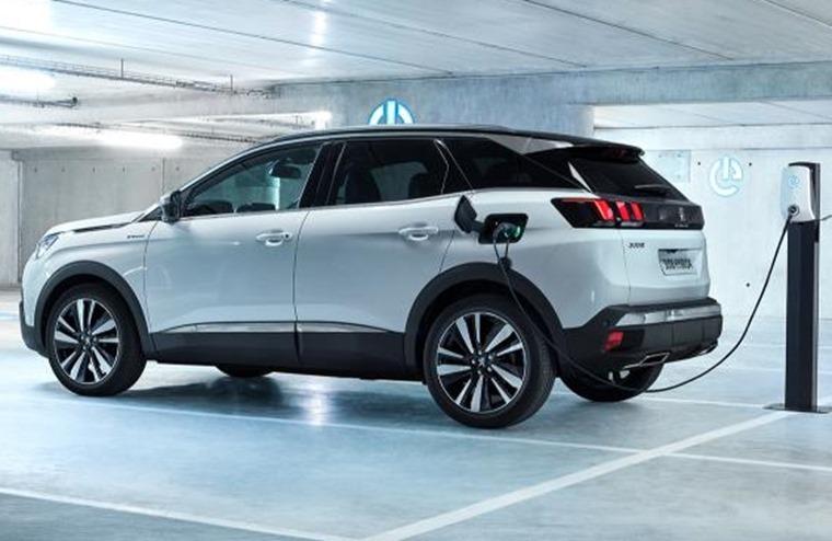 Peugeot 3008 Phev Offers 300hp With Ultra Low Co2 Emissions Leasing Com