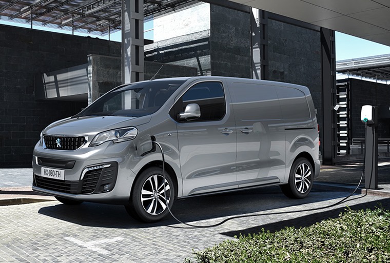 Peugeot e-Expert 2020 front