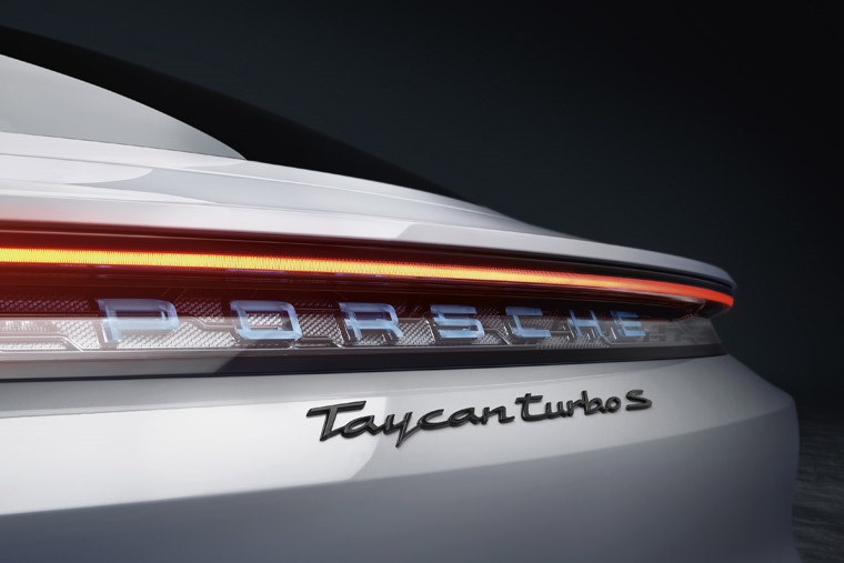 2021 Porsche Taycan Turbo S review