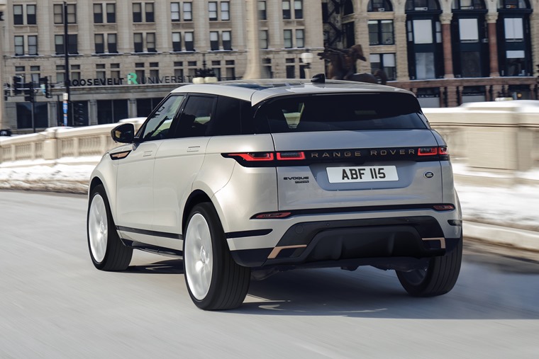 Range Rover Evoque Autobiography 2020 driving