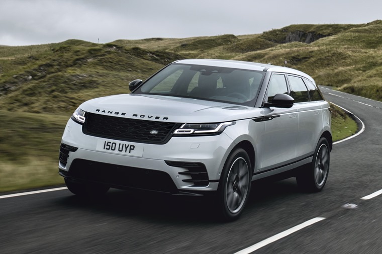 Land Rover Range Rover Velar 2021 driving
