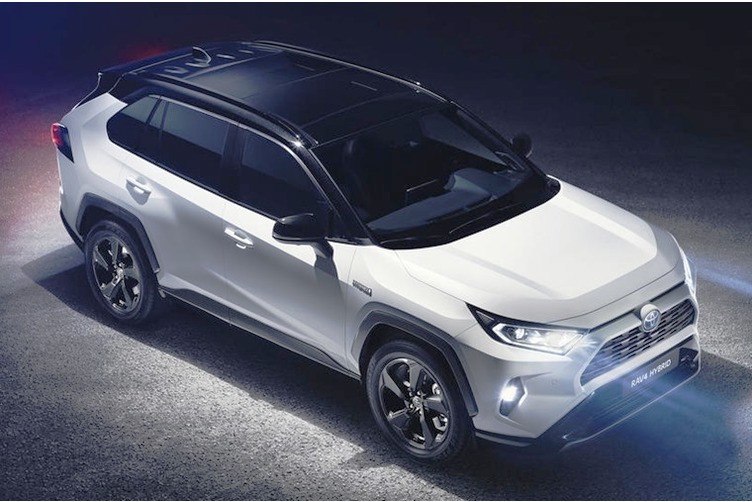 Tough-looking 2018 Toyota RAV4 previewed ahead of New York show Tough-looking 2018 Toyota RAV4 previewed ahead of New York show